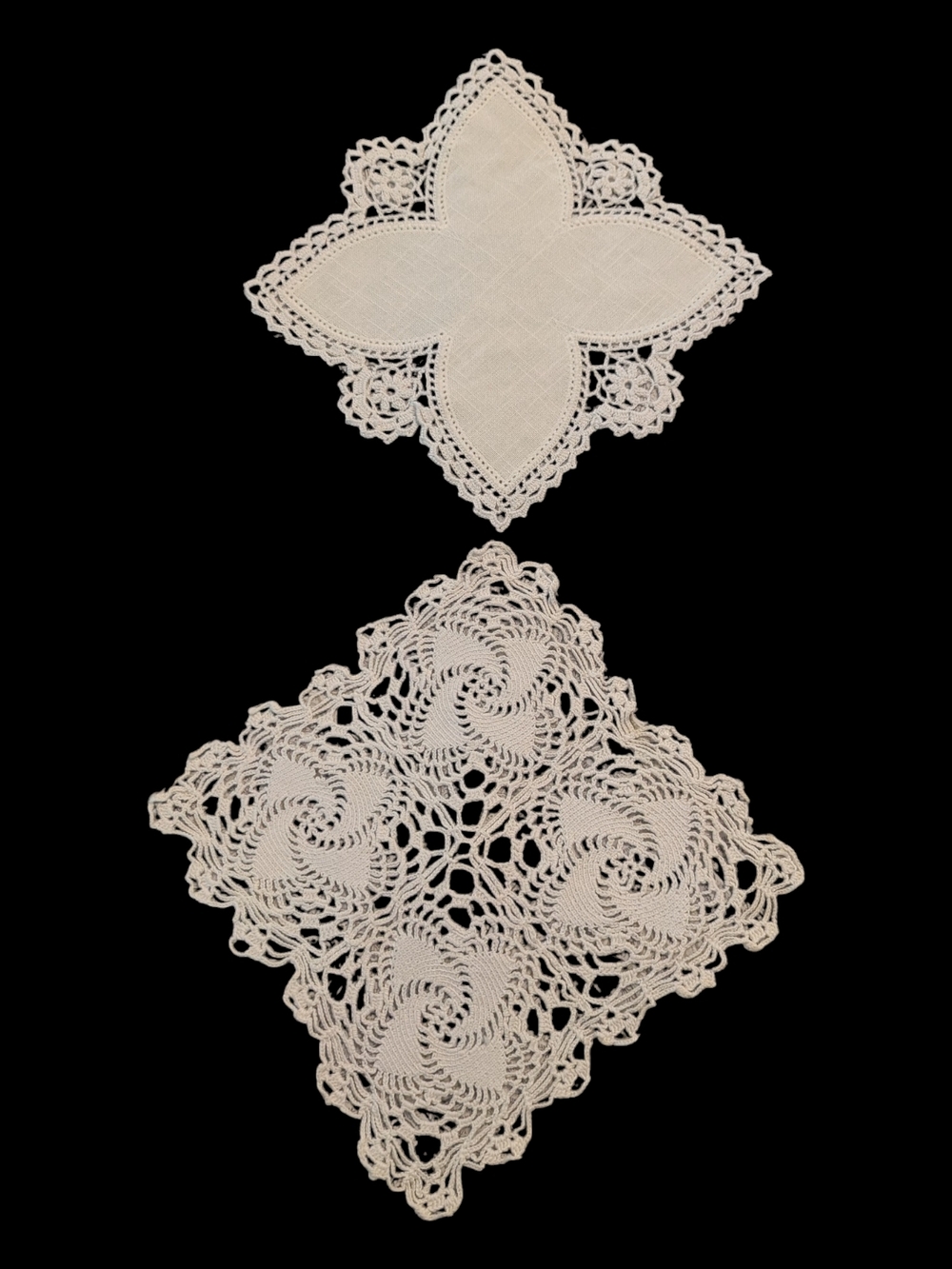 VTG 2 Off White* Square Or Diamond Crocheted Lace Clover Floral Doilies 9.5"Ea.